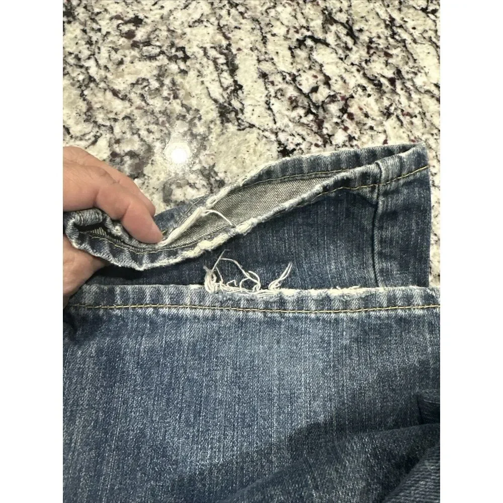Levis levi men